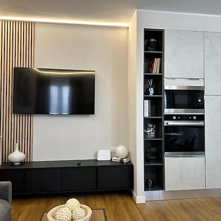 Apartament The Captain's Marina - Next To Verbella - Leonardo Academy, Mxp