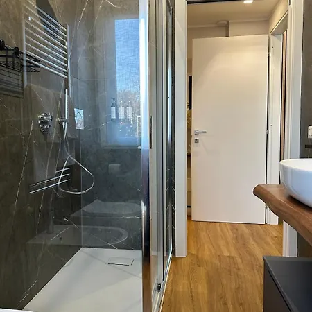 The Captain's Marina - Next To Verbella - Leonardo Academy, Mxp