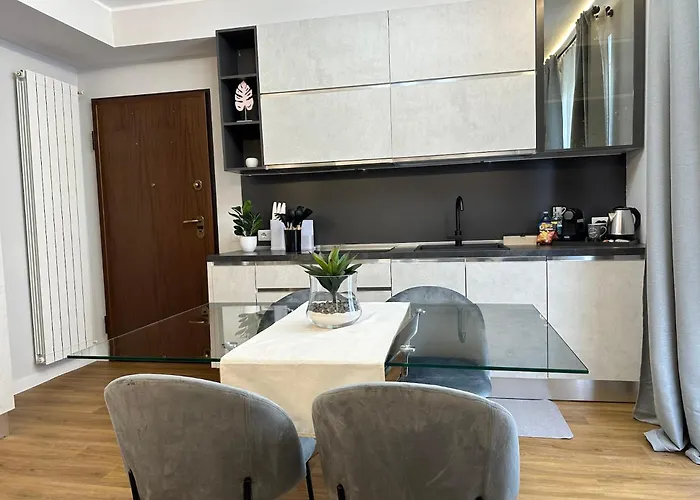 The Captain's Marina - Next To Verbella - Leonardo Academy, Mxp *